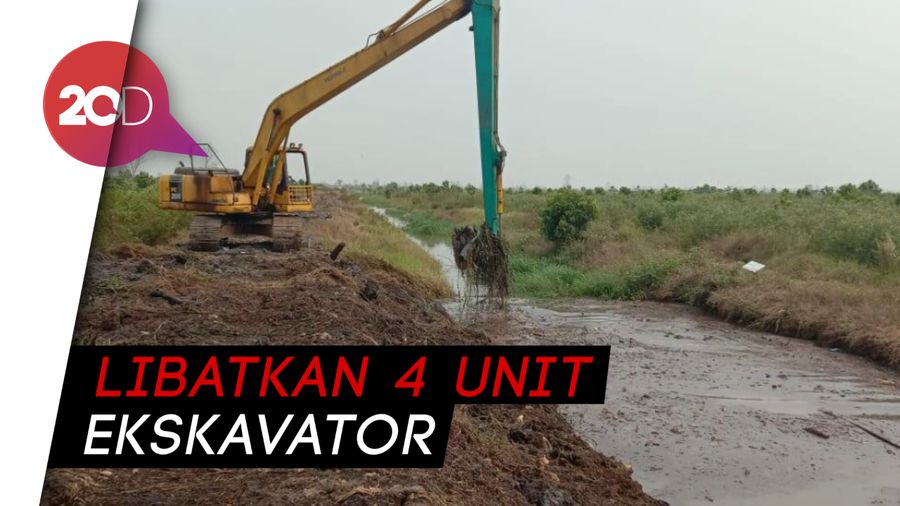 Atasi Karhutla, TNI-Polri Hingga BPBD Banjarbaru Bikin Saluran Air