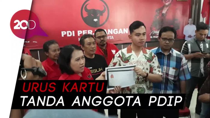 Jadi Kader PDIP, Gibran Isi Formulir Pilkada Solo 2020
