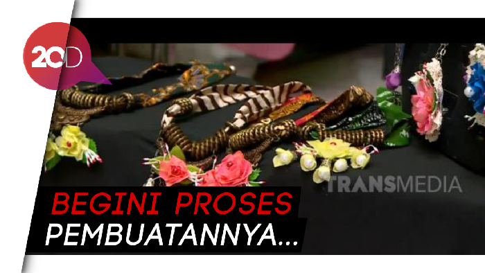 Ketika Sisik Ikan Bandeng Disulap Jadi Aksesoris Cantik