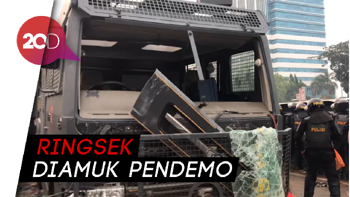 Saksi Bisu Kerusuhan Mahasiswa di DPR