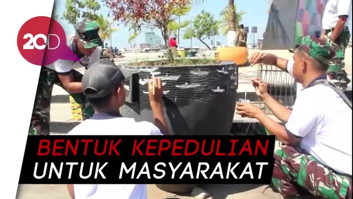 Peringati HUT TNI, Lantamal Makassar Bikin Mural dan Posko Kesehatan