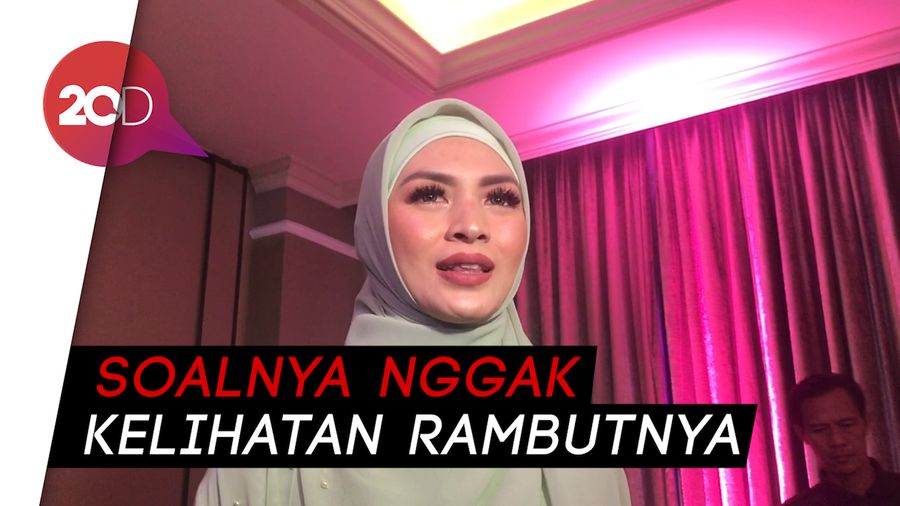 Awal Pakai Hijab, Donita Ngerasa Kayak Tuyul