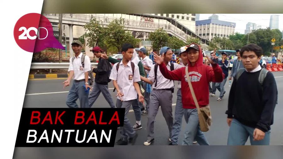 Anak STM Turut Dalam Aksi Tolak RUU Kontroversial