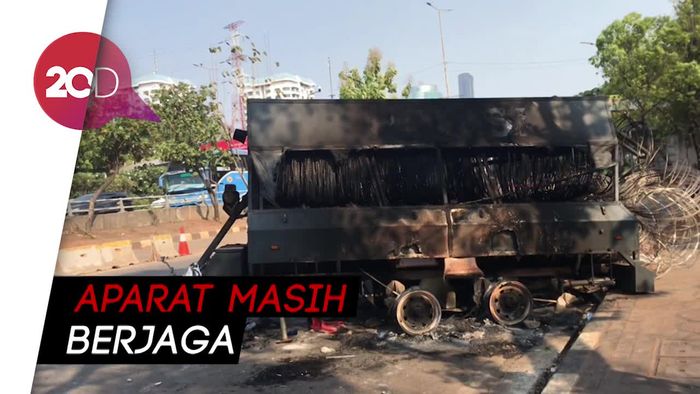 Hingga Sore ini, Kawasan Gedung DPR Sepi Dari Aksi