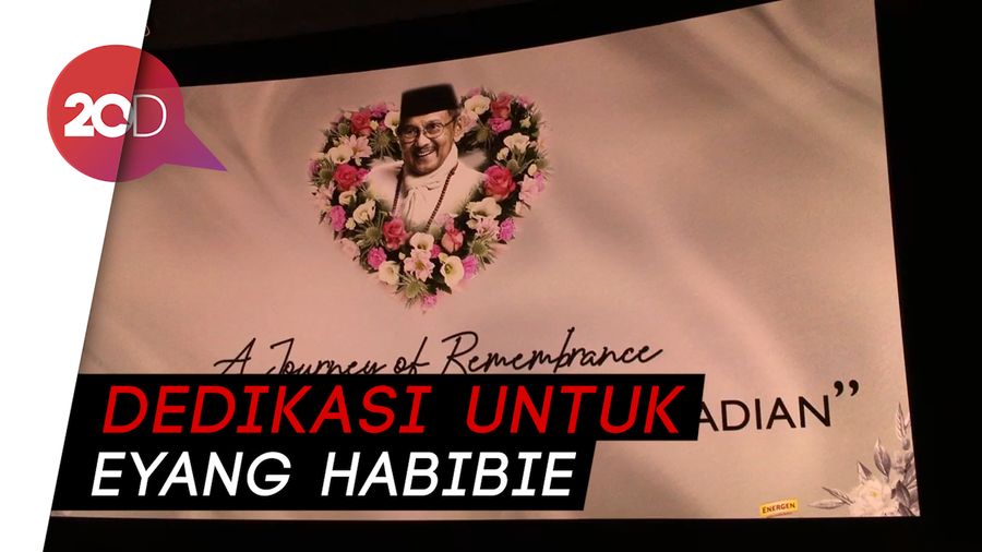 Air Mata Anak BJ Habibie Lihat Cuplikan Film Habibie & Ainun 3