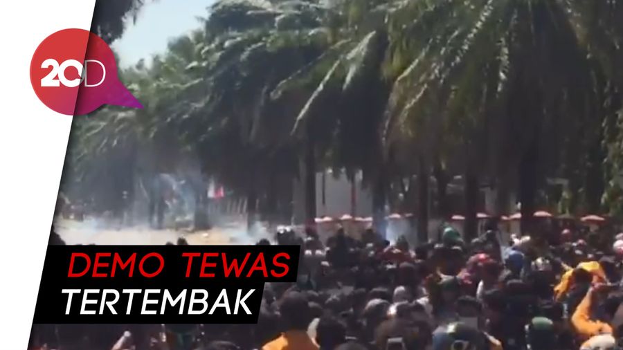 Duka Mahasiswa Kendari yang Tewas Tertembak saat Demontrasi