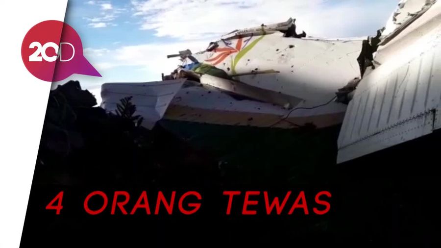 Ditemukan! Puing-puing Pesawat Twin Otter yang Jatuh di Mimika Papua