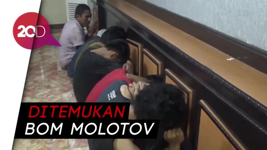 Polisi Tetapkan 7 Tersangka Perusakan Mobil Dinas di Unhas