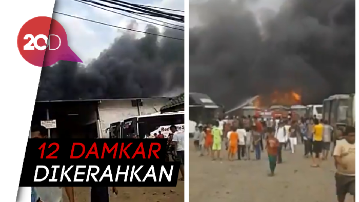 Pul Bus Primajasa di Tangsel Terbakar