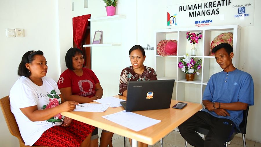 Rumah Kreatif BUMN Dorong UMKM di Miangas Melek Digital