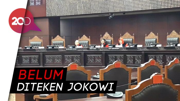 Sidang Revisi UU KPK, MK: Belum Memiliki Kepastian Hukum