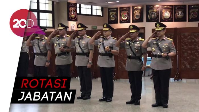 Kapolri Lantik Kapolda Papua, Riau, dan Sultra