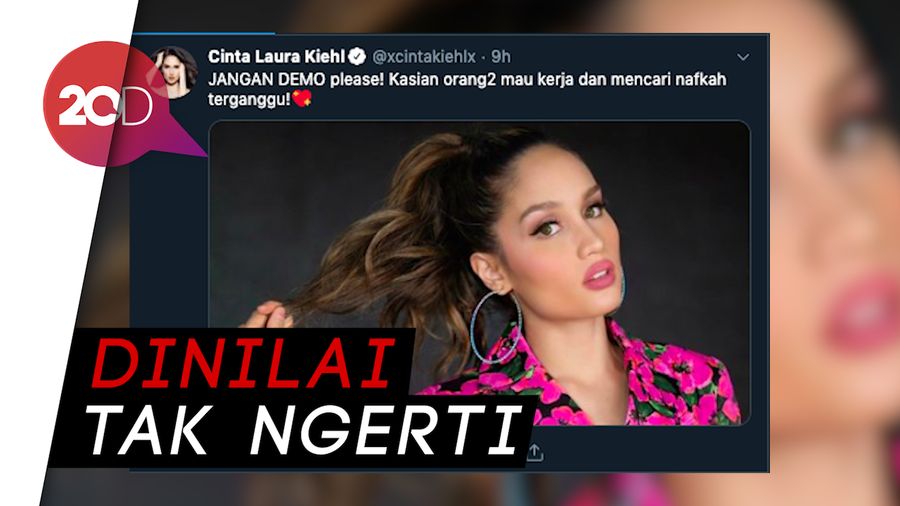 Cinta Laura Diejek Karena Cuitan Jangan Demo