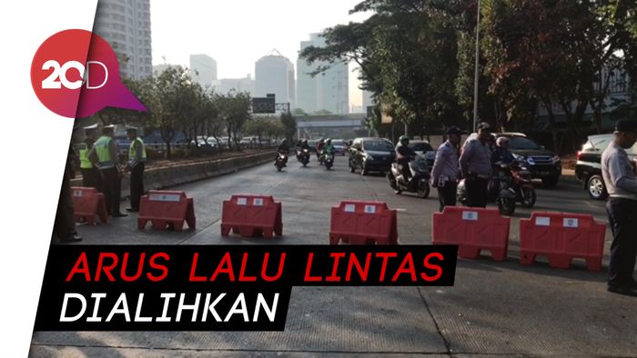 Jelang Pelantikan, Jalan di Depan DPR Masih Ditutup