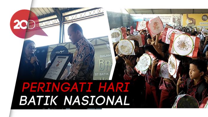 2.832 Pelajar Cirebon Pecahkan Rekor MURI dengan Membatik