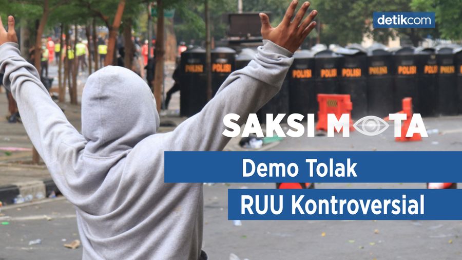 Saksi Mata: Mahasiswa Turun ke Jalan Tolak RUU Kontroversial