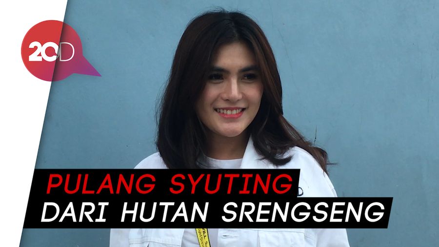 Dapat 5 Jahitan di Dahi, Angela Lee Mengaku Diteror Makhluk Halus