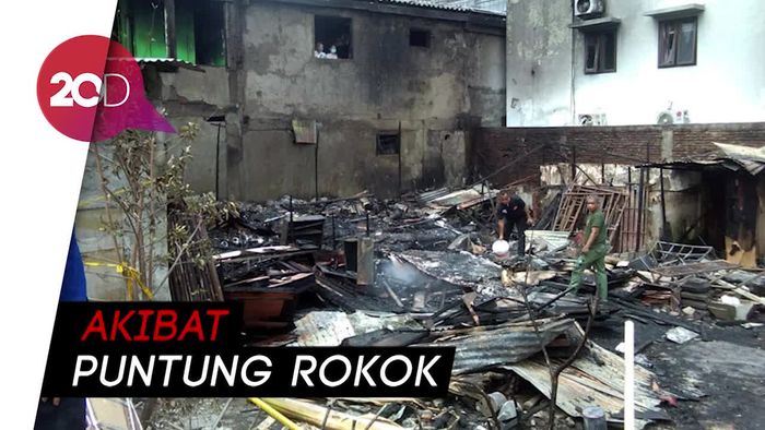 Kebakaran Tewaskan 1 Orang di Pasar Kembang Yogyakarta