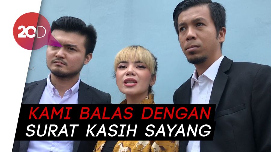 Klarifikasi Dinar Candy soal Mini Cooper hingga Dilaporkan Bebby Fey