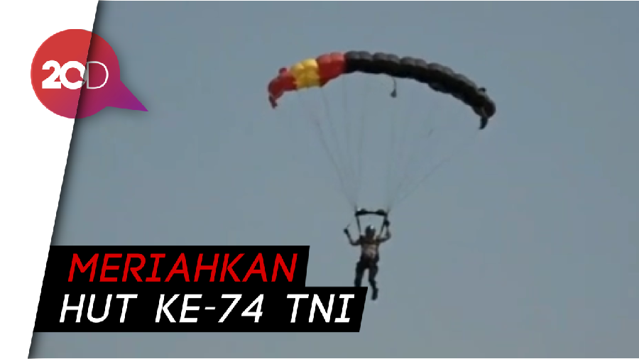 Happy Landing! Kerennya Atraksi Terjun Payung TNI