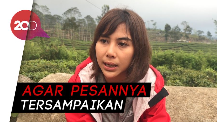 Adinda Thomas Rela Ikut Survival Camp Demi High Angle The Movie