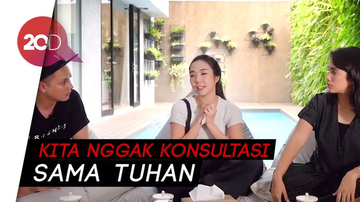 Gisel Nangis saat Ungkap Penyebab Perceraian dengan Gading Marten