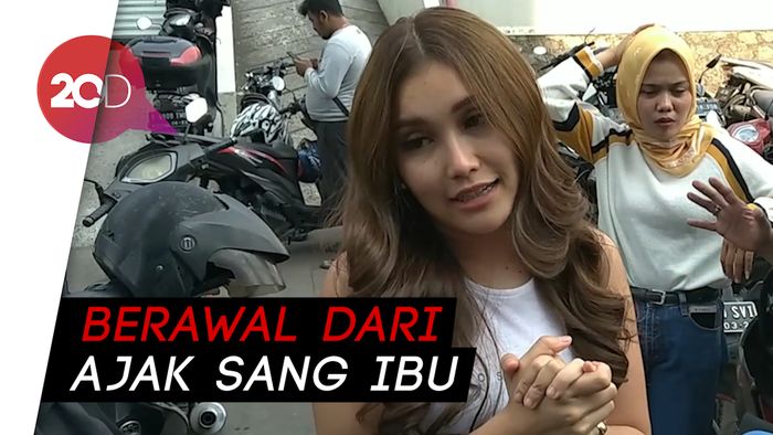 Hobi Olahraga, Kini Ayu Ting Ting Jogging Tiap Hari