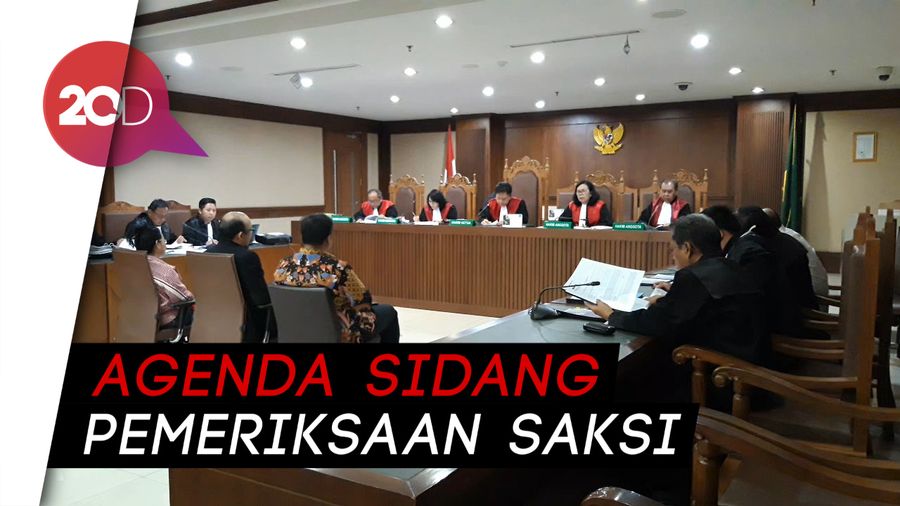 Novel Baswedan Bersaksi di Sidang Markus Nari