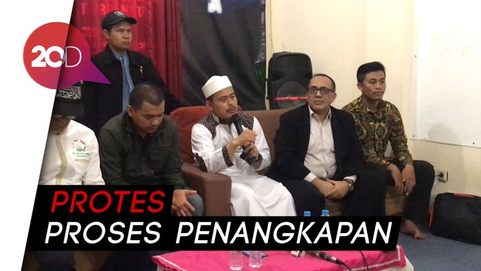 PA 212: Bernard Ditangkap di Tol Tomang, Dipepet 5 Mobil