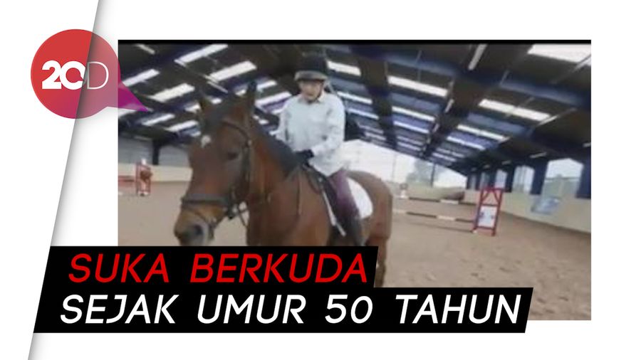 Anti Mainstream! Nenek 93 Tahun Punya Hobi Berkuda