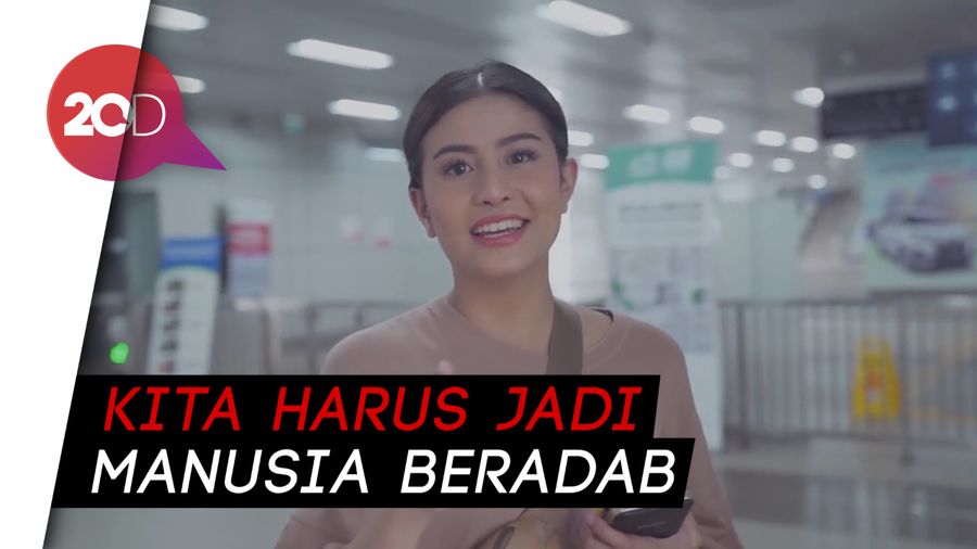 Awkarin Doakan Wiranto Cepat Sembuh