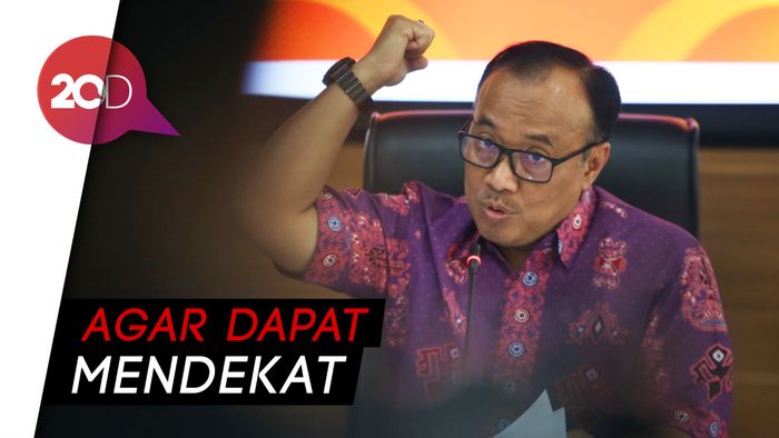 Sebelum Serang Wiranto, Abu Rara Berbaur dengan Warga Minta Selfie
