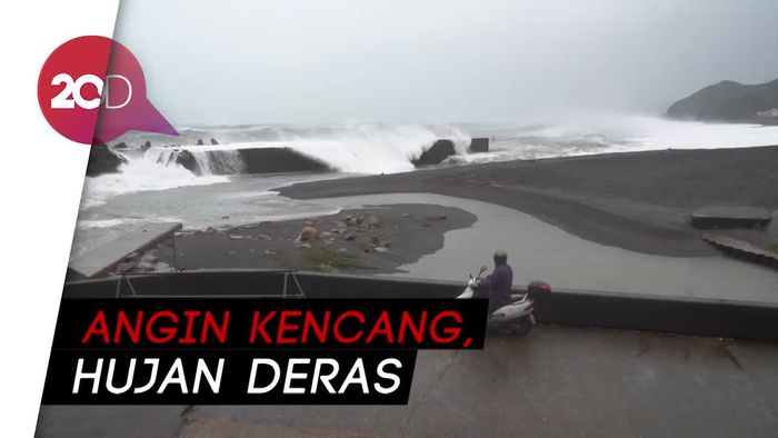 Suasana Jepang saat Topan Super Menerjang