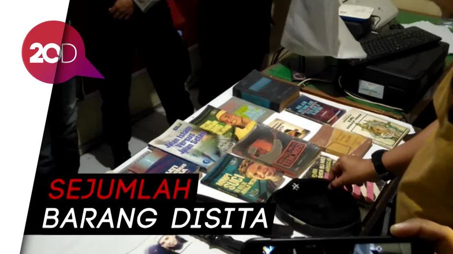 Densus 88 Antiteror Tangkap Terduga Teoris di Cirebon