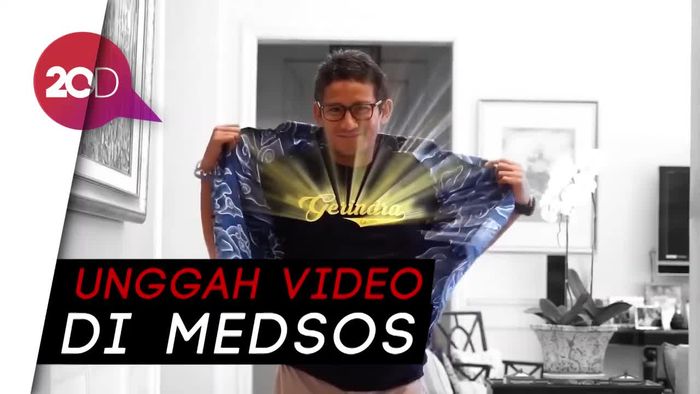 Berakting Ala Superman, Sandiaga Umumkan Kembali ke Gerindra