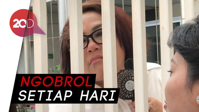 Nunung Sering Bertukar Cerita dengan Jefri Nichol di RSKO