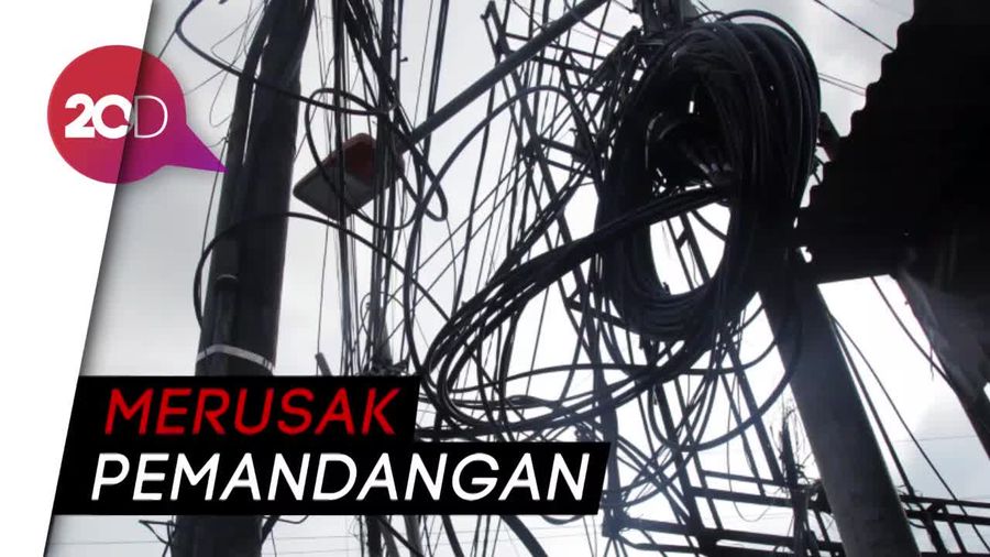 Dinas Bina Marga DKI Potong Kabel Semrawut Sepanjang 2,3 Km