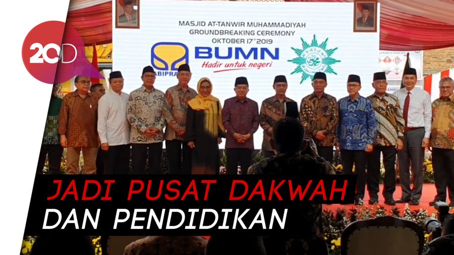 Letakkan Batu Pertama Masjid Milik Muhammadiyah, JK Punya Pesan