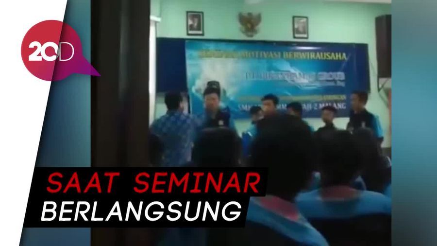 Viral! Motivator Tampar Pelajar SMK di Malang 