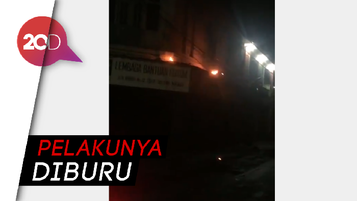 Kantor LBH Medan Terbakar Dilempar Molotov