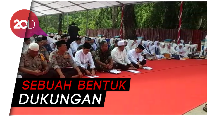 Warga Kendari Gelar Istighosah Jelang Pelantikan Jokowi