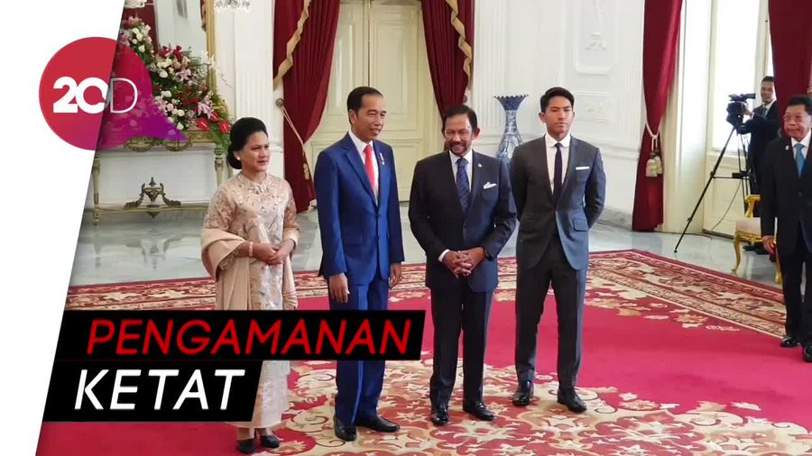 Ada Apa di Istana Siang Ini?
