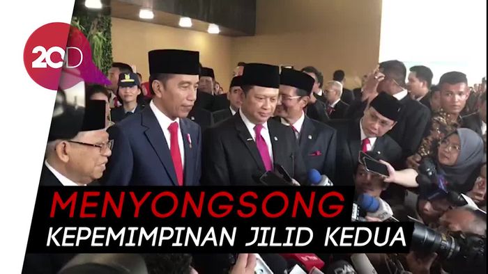 Pelantikan Usai, Jokowi: Sekarang Mulai Kerja!