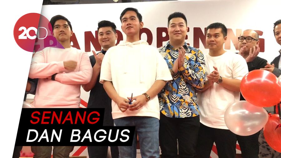 Gibran dan Kaesang Bangga Jokowi Jadi Presiden Lagi