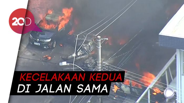 Pesawat Kecil Timpa Permukiman Warga Brasil, 3 Orang Tewas!
