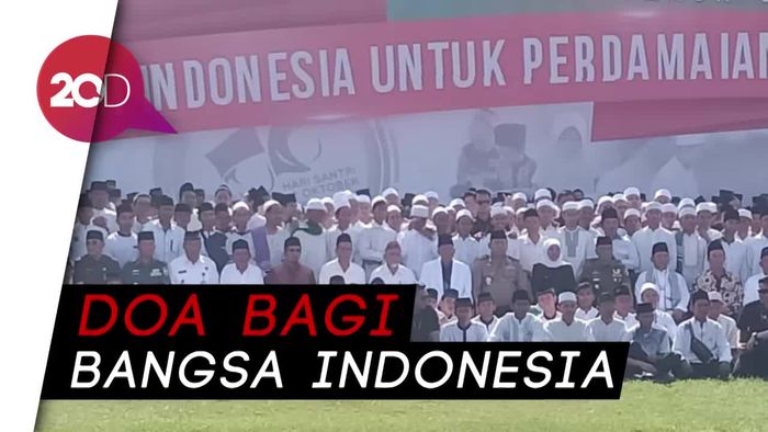 Peringati Hari Santri, Jemaah NU Baca 1 Miliar Sholawat Nariyah