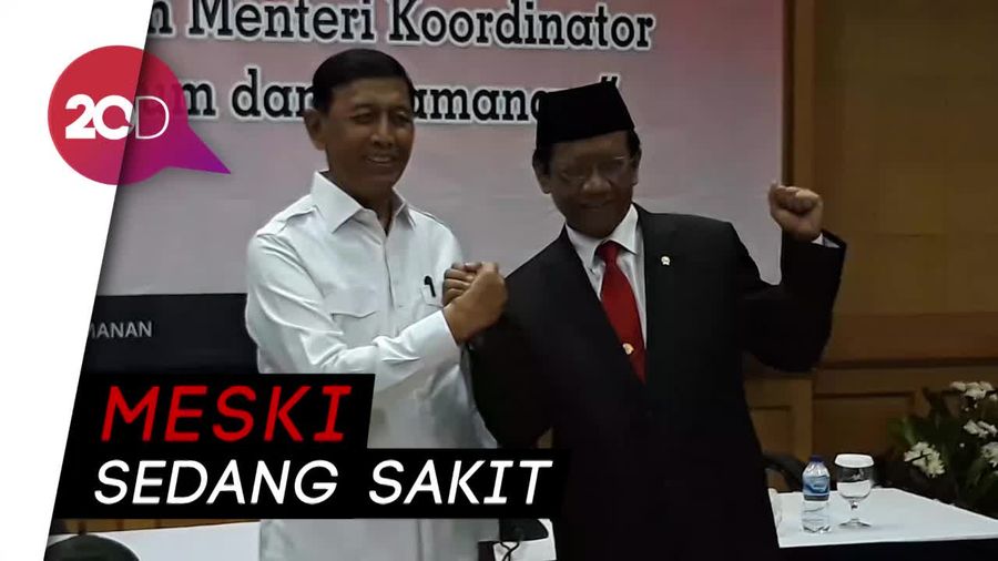 Mahfud Md Terharu Saat Wiranto Hadiri Sertijab