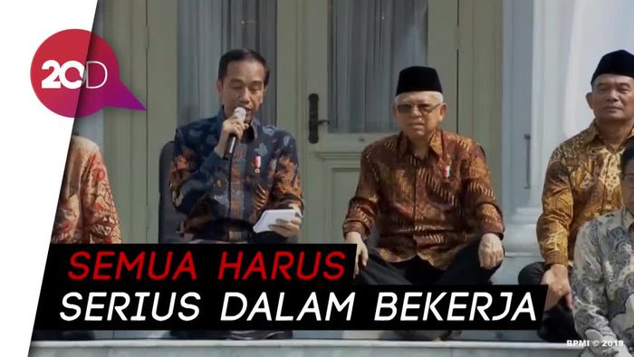 Jokowi ke Menteri Baru: Kalau Kerja Tak Serius, Saya Copot di Tengah Jalan!