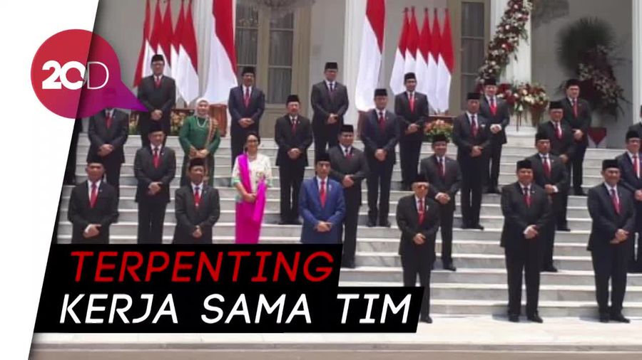 Pimpin Sidang Kabinet, Jokowi Ingatkan Tak Ada Visi-Misi Menteri