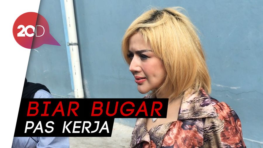 Barbie Kumalasari Pilih Jaga Badan Ketimbang Temani Galih ke Kejaksaan